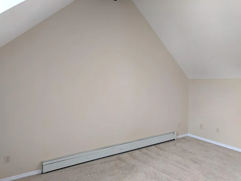 439B Country Club Ln — Photo 13