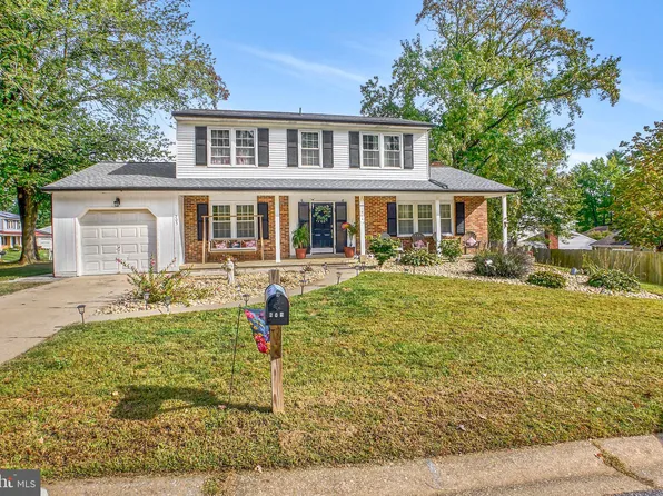 205 E Seneca Dr, Newark, DE 19702