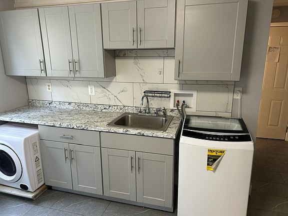 2nd image of 650 Highland Ave Unit 1