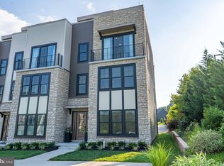 367 W Horseshoe Trl, Newtown Square, PA 19073