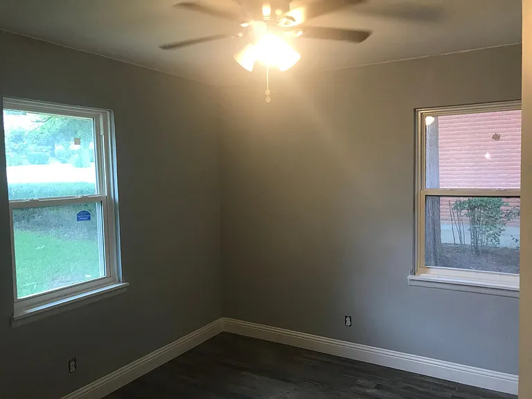 1218 Serenade Ln — Photo 15