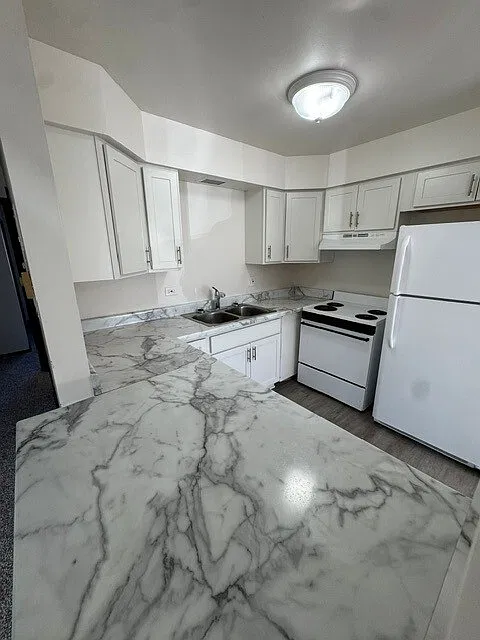 Centennial 4335 — Photo 2