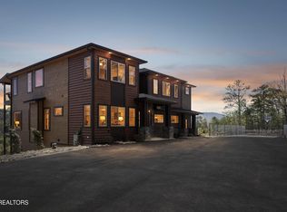 997 King Branch Rd, Sevierville, TN 37876