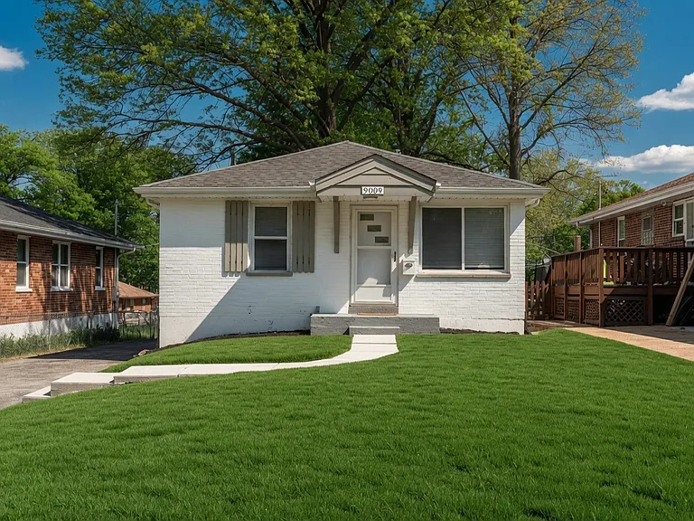 9009 Gedde Ave — Photo 36