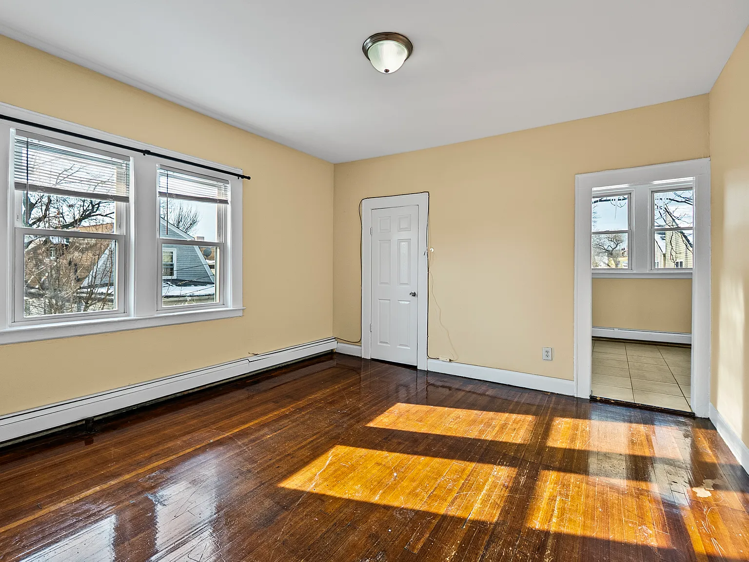 393 Seymour - 3 — Photo 3