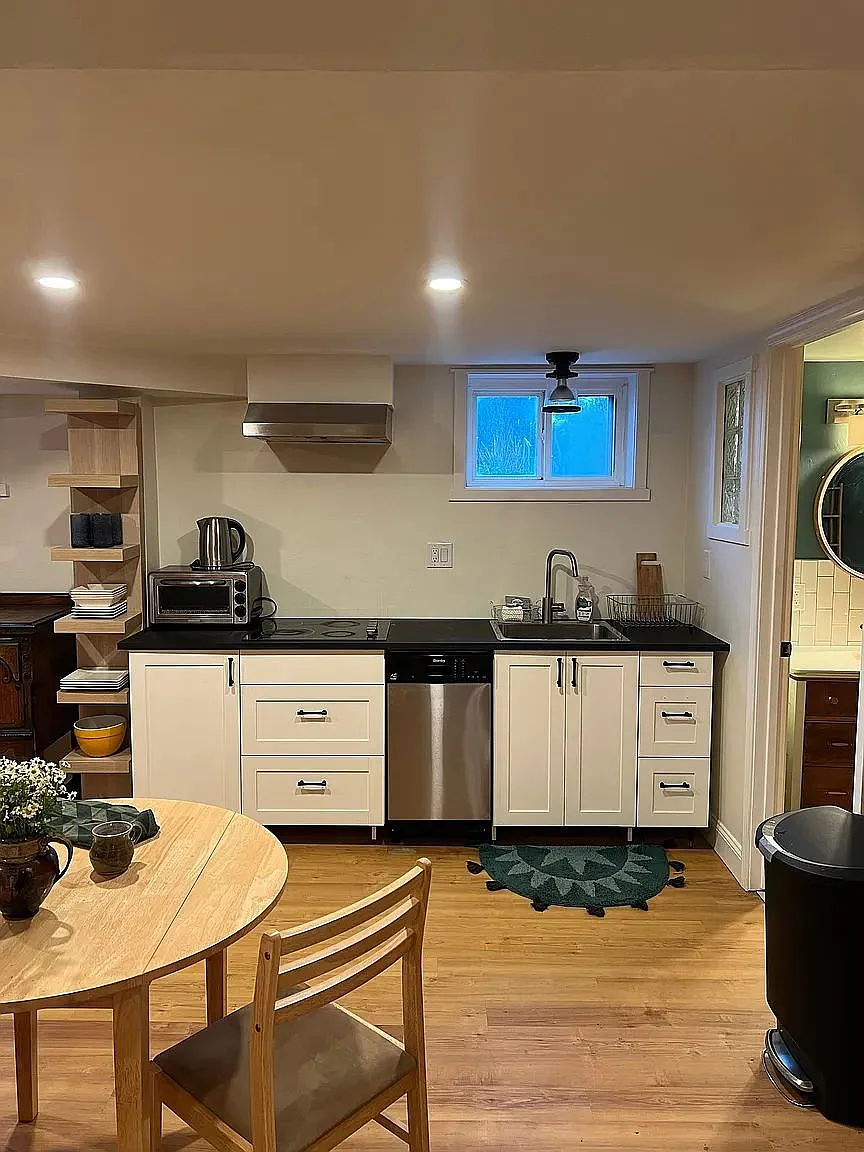 1 bed, 1.0 bath, 800 sqft, $1,250 — Photo 2