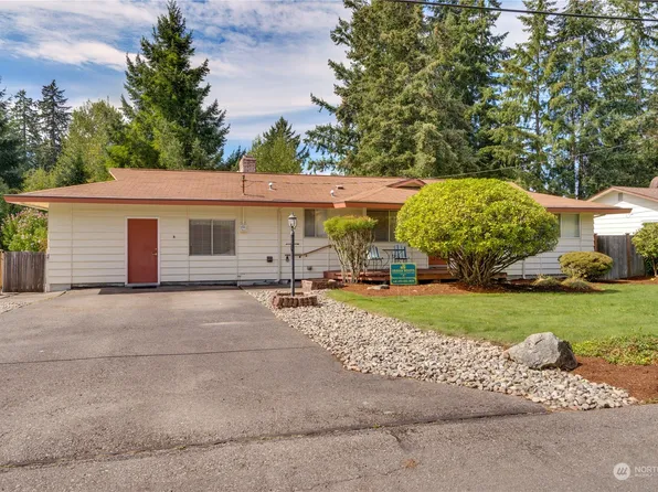 10816 114th Avenue SW, Tacoma, WA 98498