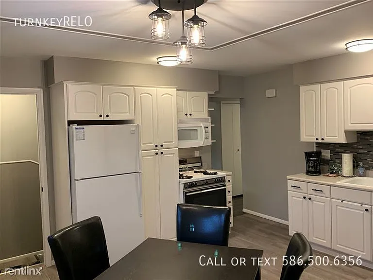 38428 Tottenham Rd — Photo 25