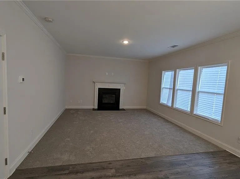 331 Brookstone Trl — Photo 6