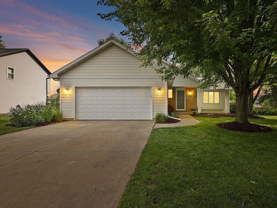 1st image of 632 Grandview Dr
