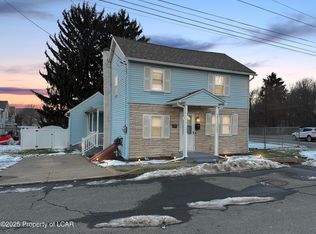 102 Powell Ave, Jessup, PA 18434