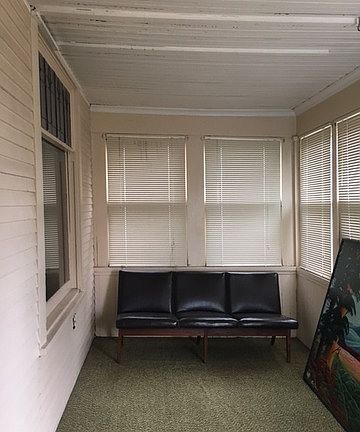 2nd image of 607 N 8th Ave