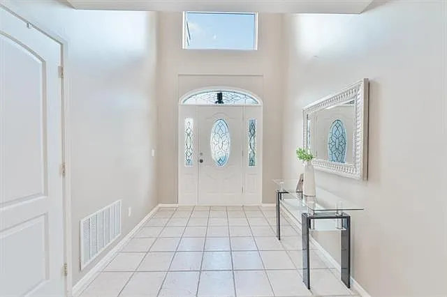 7325 Hagen Ct — Photo 3