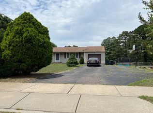 870 Patterson Rd, Jackson, NJ 08527