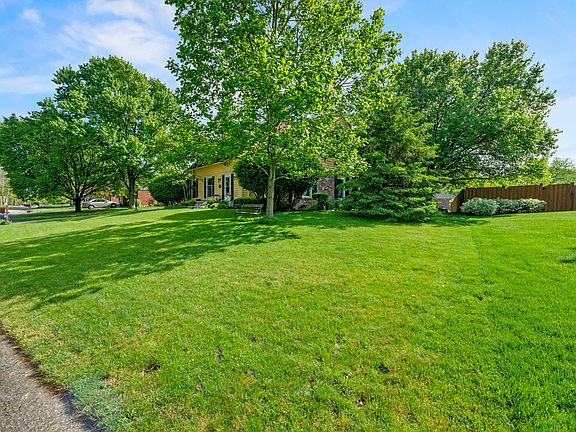 4th image of 9235 Moorings Blvd