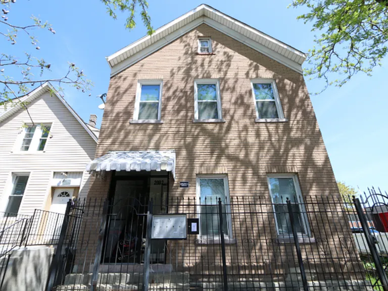 2002 W Cullerton St #1G — Photo 9
