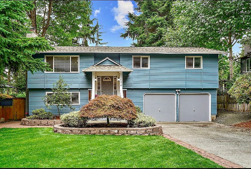 1st image of 11624 NE 74th St