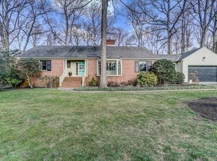 11908 Colchester Ln, Midlothian, VA 23113