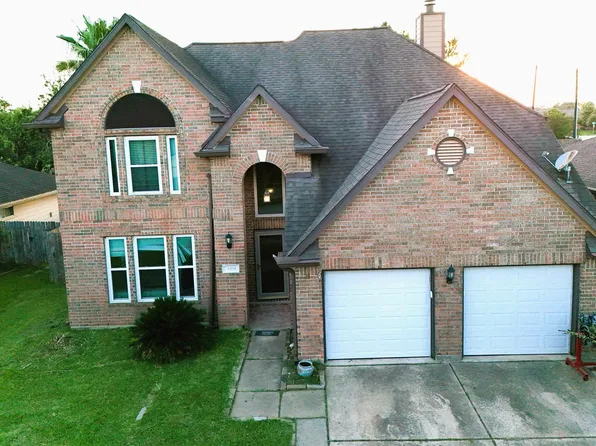 3504 Whitestone Dr, Pearland, TX 77584