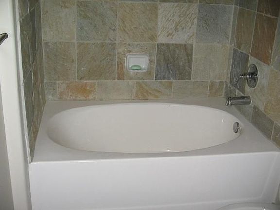 4th image of 1901 Post Oak Blvd APT 309