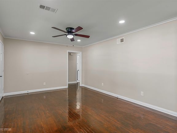 5th image of 467 Albert Ave