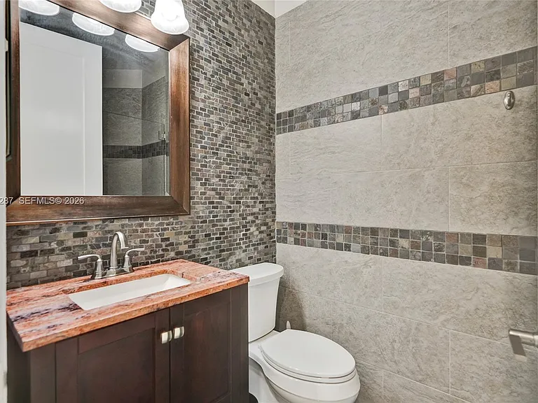 740 Cypress Pointe Dr E — Photo 14