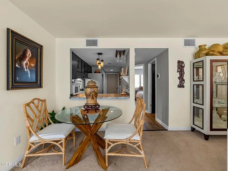 6119 Harbourside Dr — Photo 8