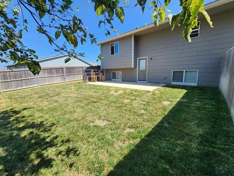 8709 E Chris Ct — Photo 14