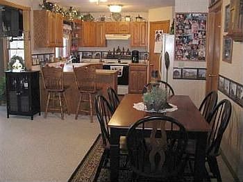 5th image of 356 S Brenda Ln