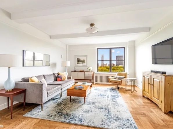 415 Central Park West 10E image 1 of 14