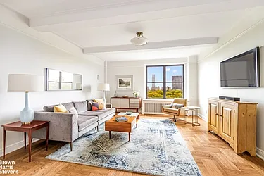 415 Central Park West #10E