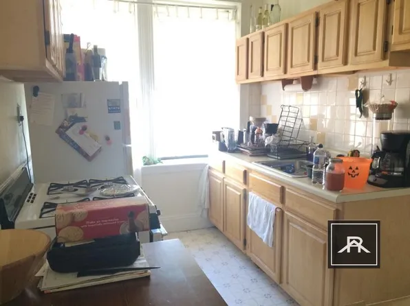 7 Lothian Rd, Brighton, MA