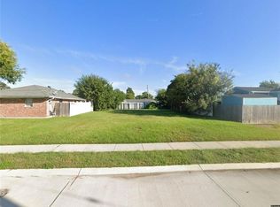 10219 Lakewood St, New Orleans, LA 70127