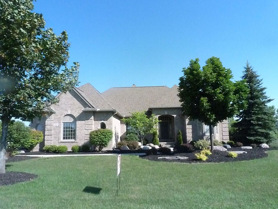 1st image of 642 Overlook Dr