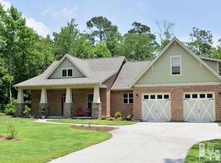 643 Saw Grass Rd, Hampstead, NC 28443