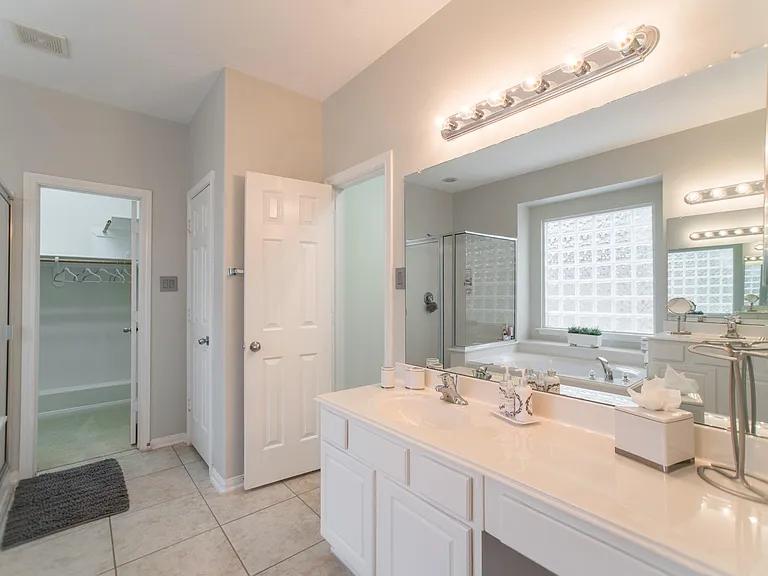 27 Gilmore Grove Pl — Photo 26