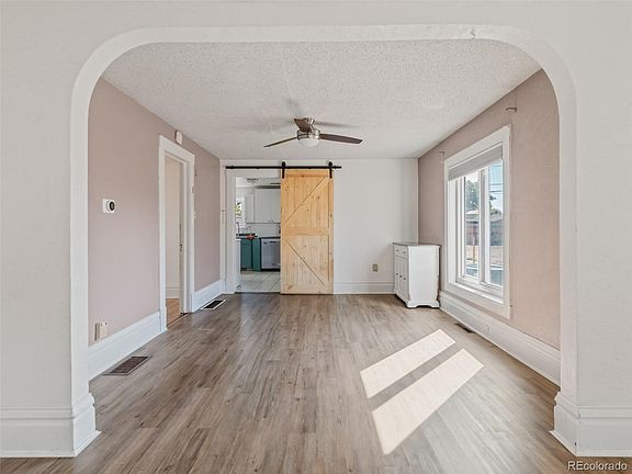 5th image of 658 S 4th Avenue