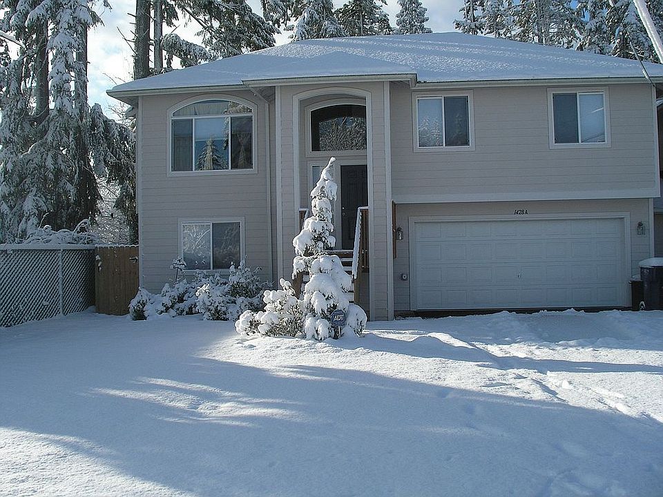 Front view...a 2006 snow dump