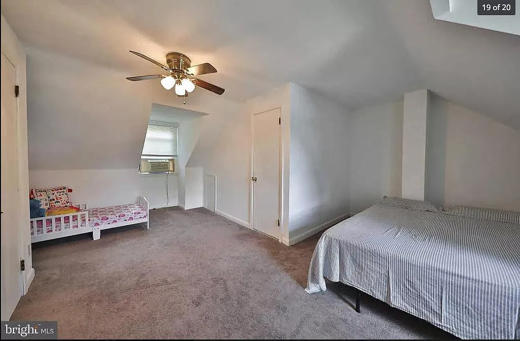 446 Evergreen Avenue — Photo 2