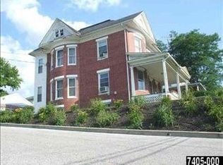 307 S Main St, Yoe, PA 17313
