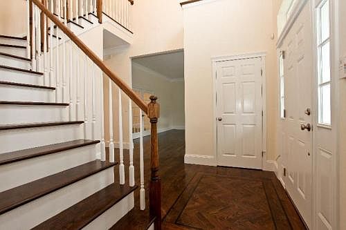 5th image of 6 Brianna Ln