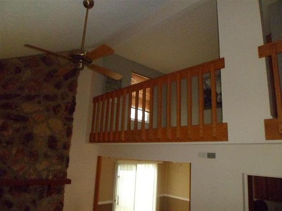 3rd image of 5693 Cobblegate Dr