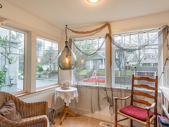 Sitting Room in Front Entrance