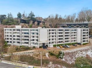 2565 Dexter Ave N APT 203, Seattle, WA 98109