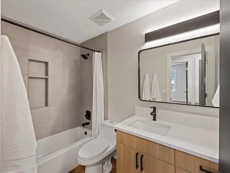 3404 S Altamont St — Photo 14