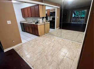 1523 Camelot Dr, Atlanta, GA 30349