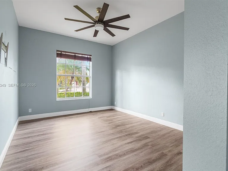 10635 NW 61st Ct — Photo 43