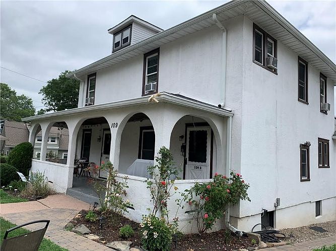 1st image of 109 Cooper Dr