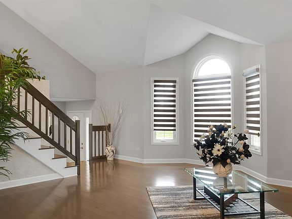 4th image of 7638 Hanover Dr