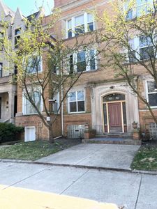 815 E Drexel Sq Unit 1, Chicago, IL, 60615